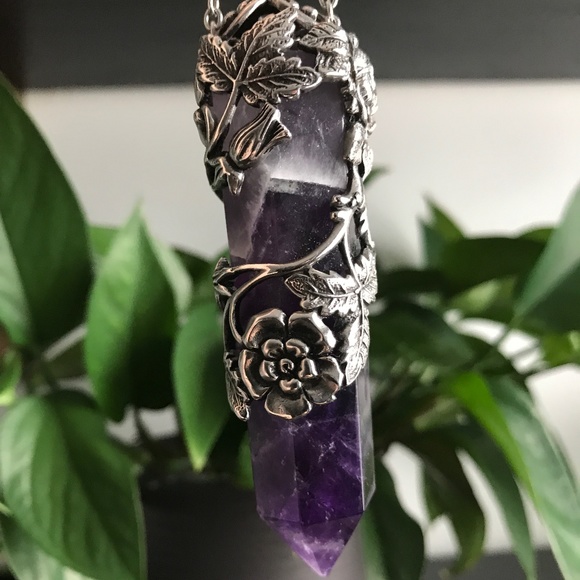 Evil Pawn Jewelry Amethyst Floral Wrap Large Necklace Wand Altar - Picture 1 of 5
